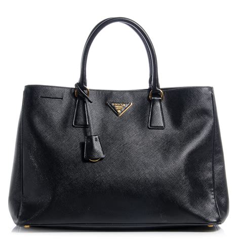 prada saffiano lux tote nero black